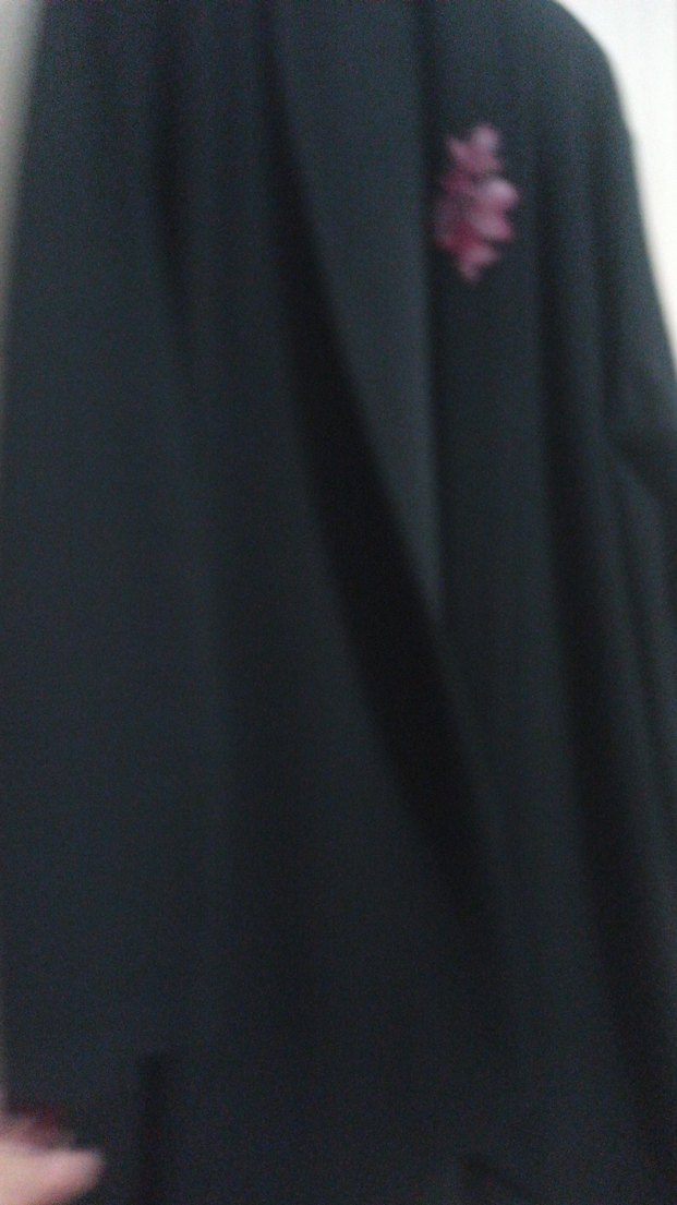 Uzun Siyah Dökümlü Kadın Kaban - Görsel 4