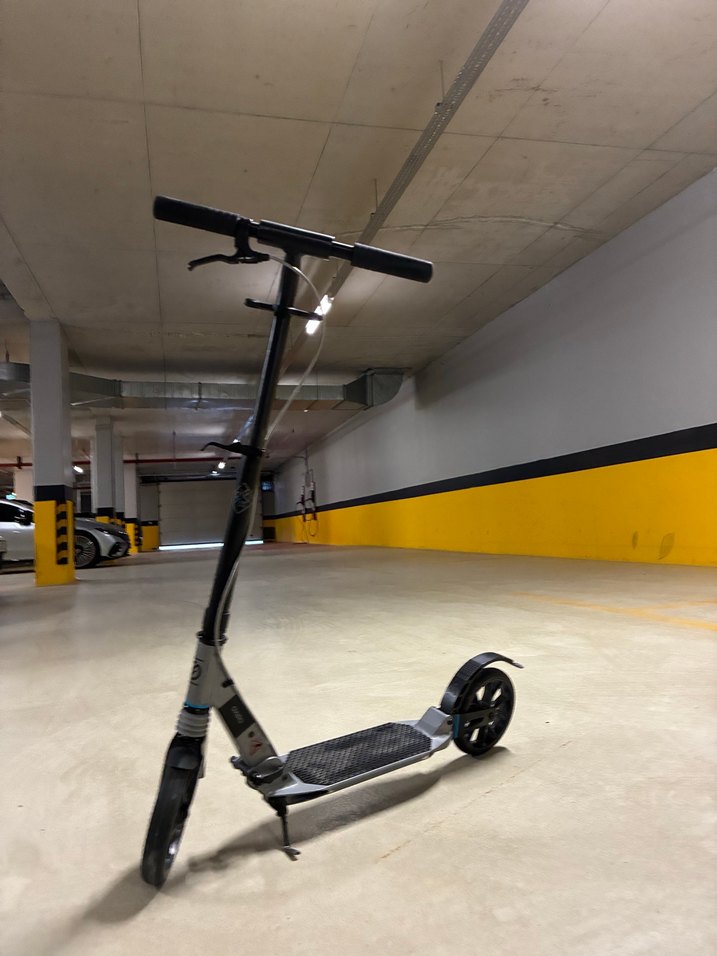 Gri Çocuk Scooter'ı - Görsel 4