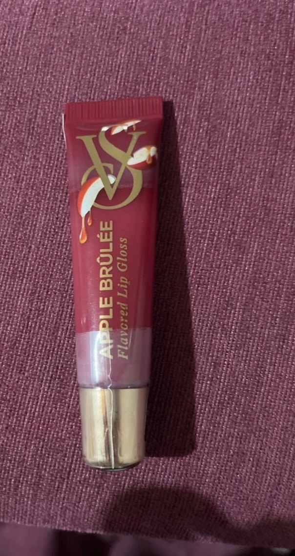 Parlak Bordo Dudak Parlatıcısı - Görsel 2