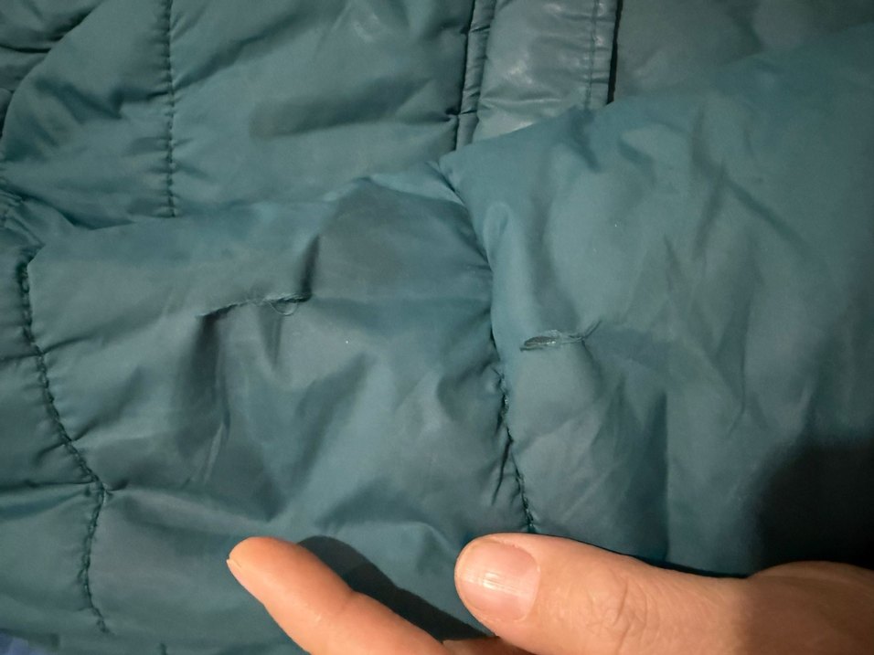 Kürklü Kapüşonlu Erkek Çocuk Koyu yeşil Mont - Görsel 4