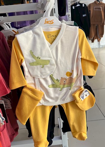 Baskılı Bebek Takımı - Görsel 6
