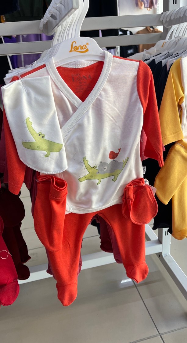 Baskılı Bebek Takımı - Görsel 5