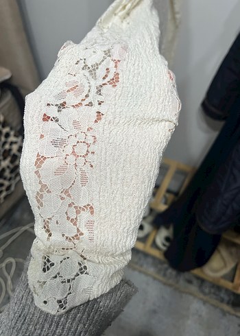 Volanlı Kayık Yaka Uzun Kollu Dantelli Mini Elbise - Görsel 3