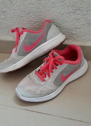 Nike ayakkabı