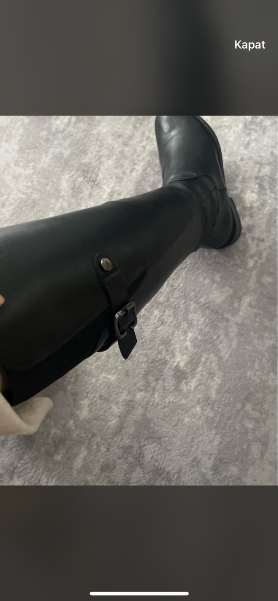 Siyah Deri Tokalı  Kadın Çizme - Görsel 4
