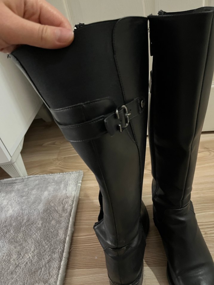 Siyah Deri Tokalı  Kadın Çizme - Görsel 3