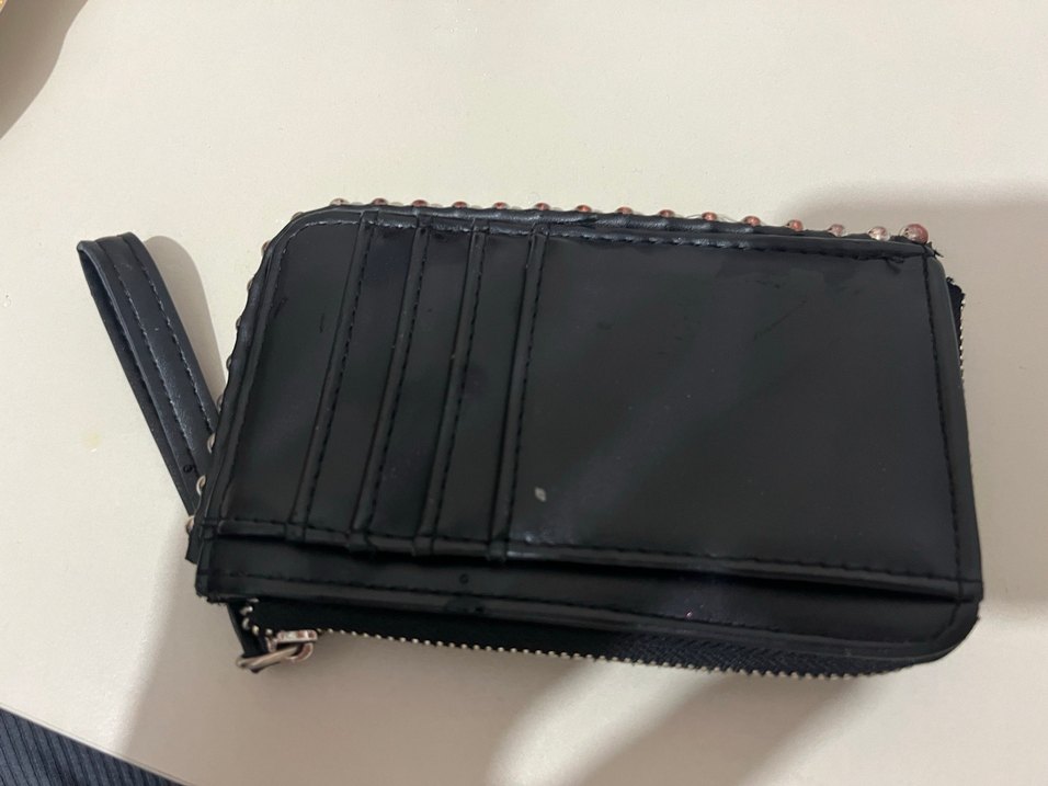 Stradivarius Siyah Deri Fermuarlı Cüzdan - Görsel 2