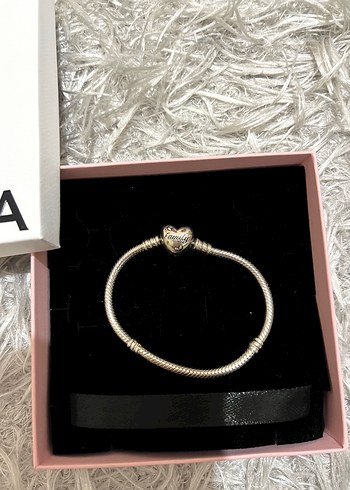 Pandora Beyaz Boncuklu Kadın Bileklik - Görsel 2