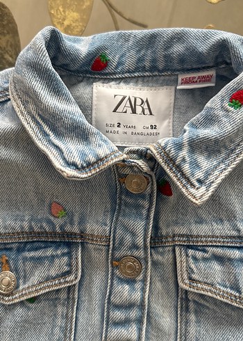 Nakışlı Düğmeli Kız Denim Ceket - Görsel 3