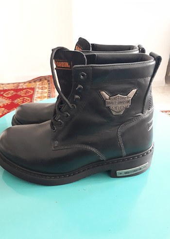 Siyah Harley-Davidson Biker Bot - Görsel 2
