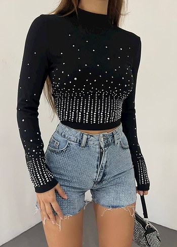 Işıltılı Şıklık: Premium Taş İşlemeli Crop Bluz - Görsel 4