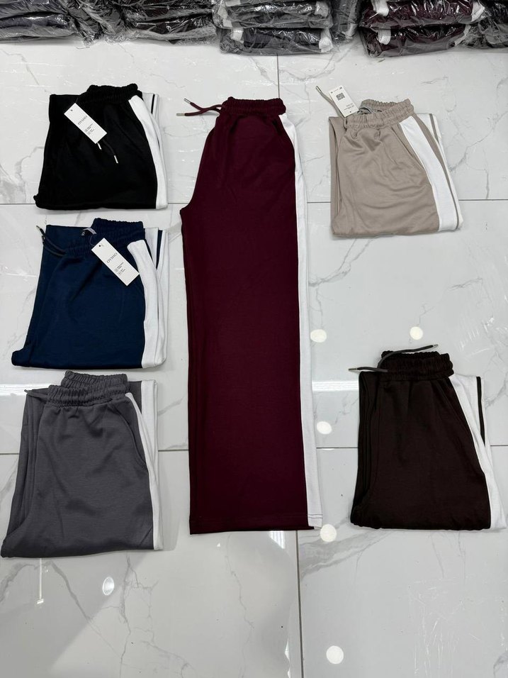 Kadın Lacivert Yanı Beyaz Şeritli Rahat Eşofman - Görsel 2