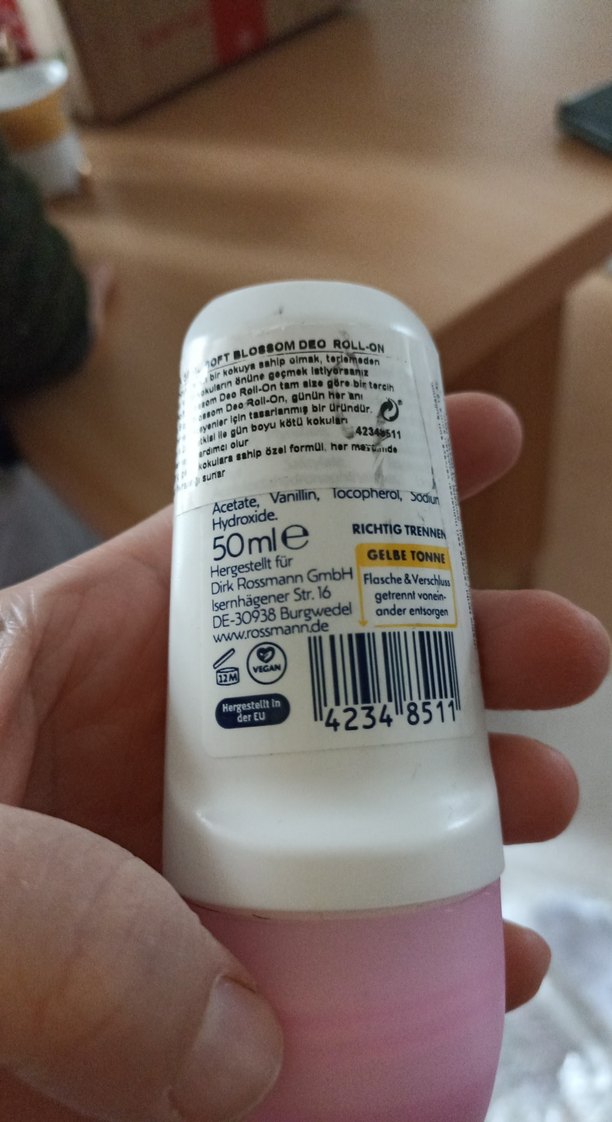 Isana Soft Blossom Kadın Roll-On Deodorant - Görsel 2