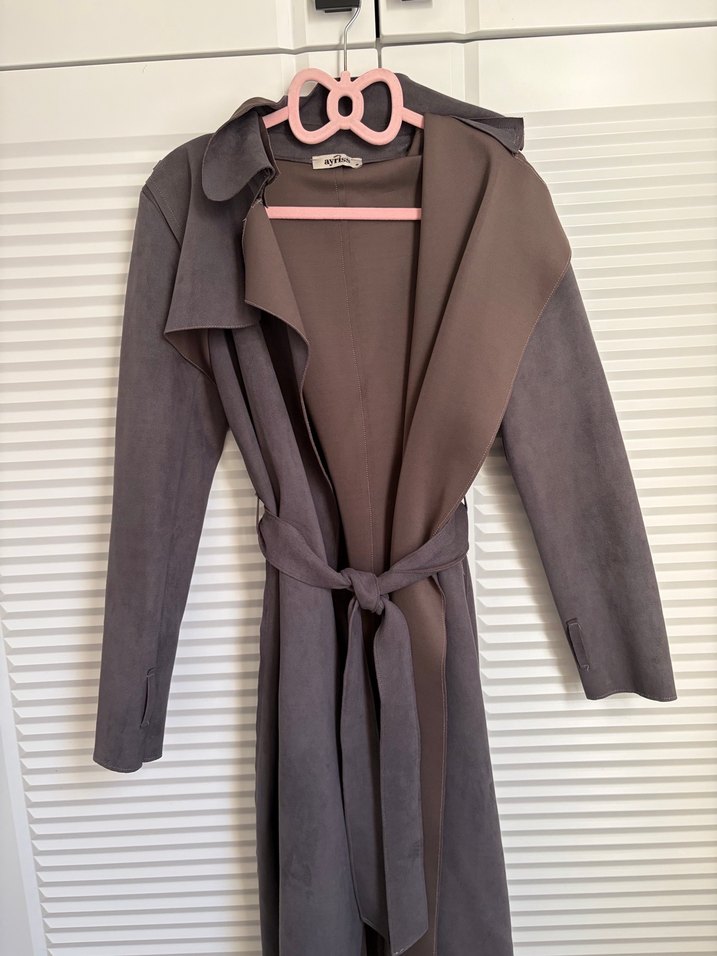 Gri Süet Kemerli Uzun Kadın Trençkot - Görsel 3