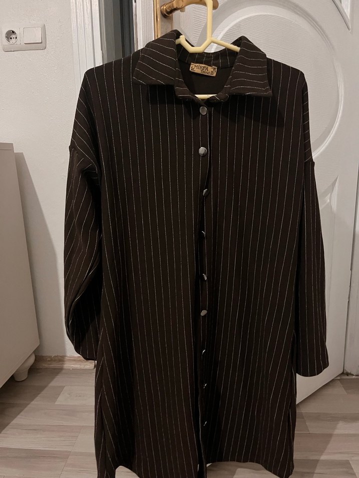 Düğmeli kahverengi Çizgili Kadın Gömlek - Görsel 2