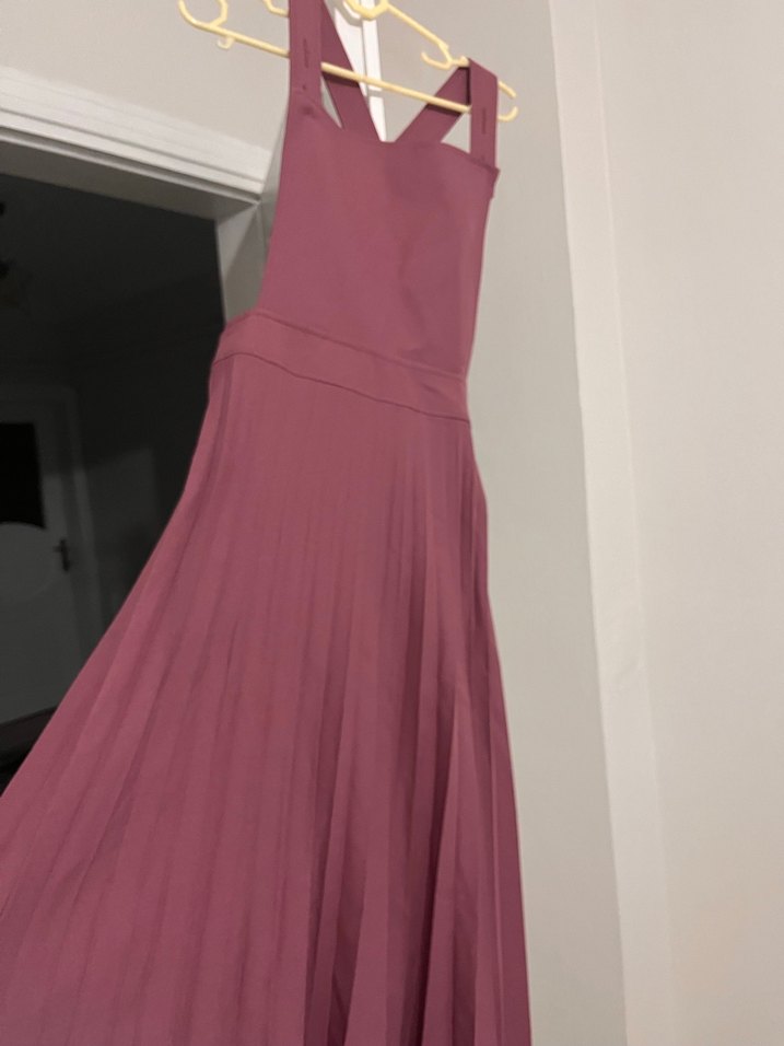 Pembe Uzun Piliseli Straplez Elbise - Görsel 2