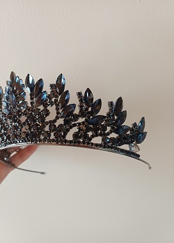 Mavi Cam Taşlı Gotik Taç - Görsel 5