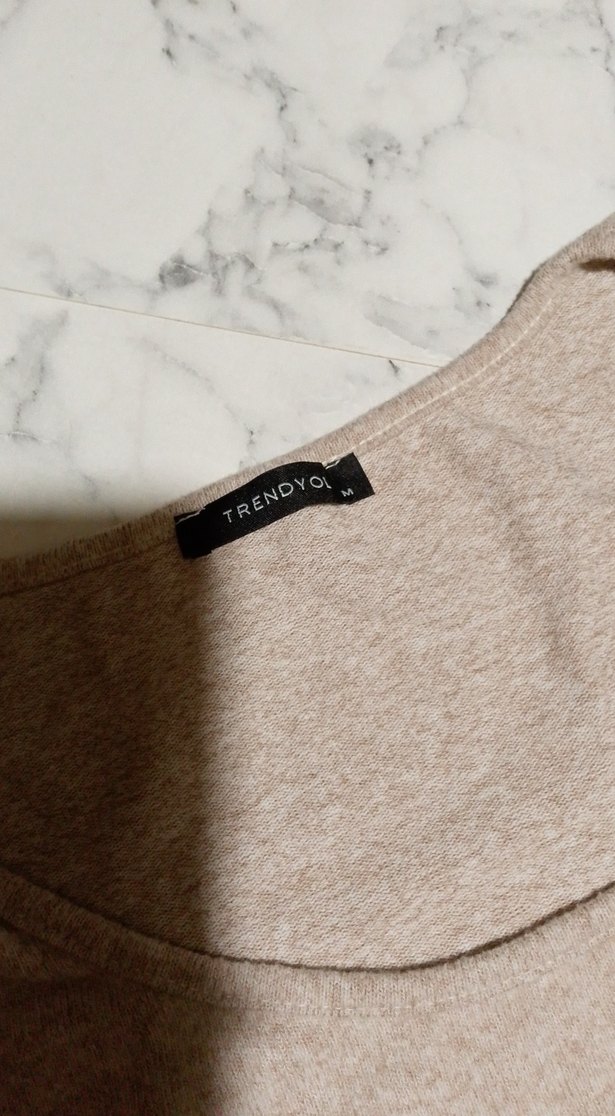 Bej Uzun Kollu Kadın Triko - Görsel 3