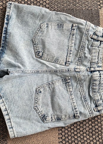 Düğmeli Gri Midi Denim Şort - Görsel 3