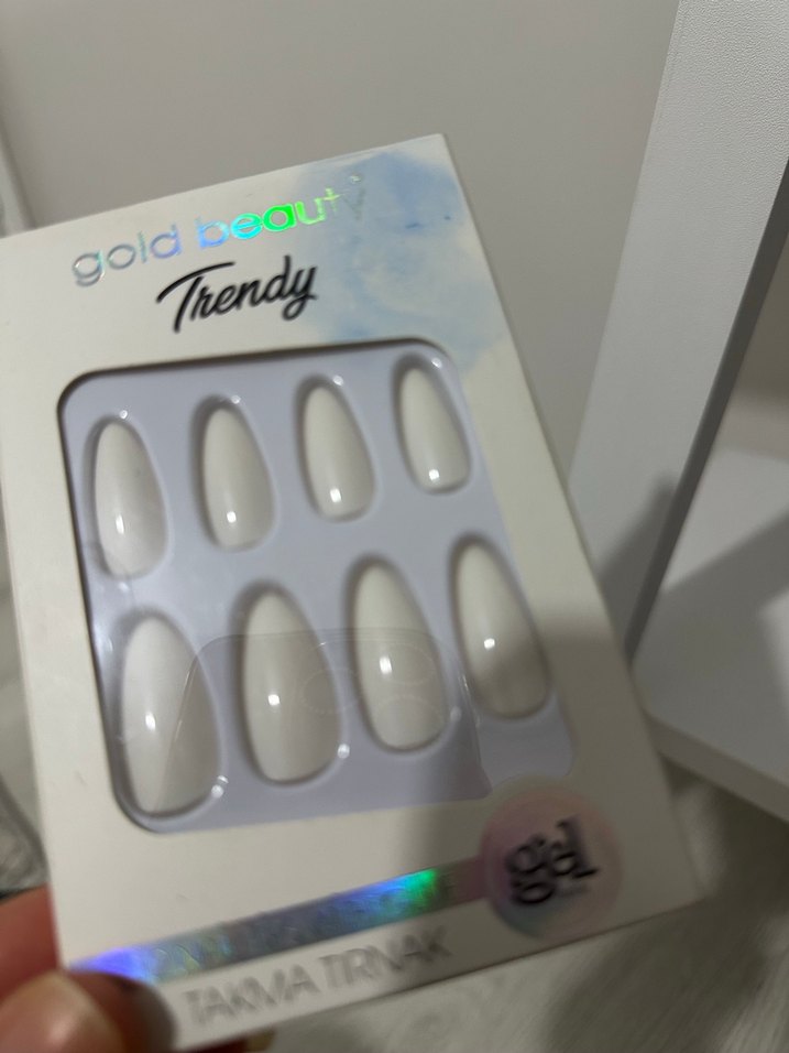 Takma tırnak ve yapıştırıcısı - Görsel 4