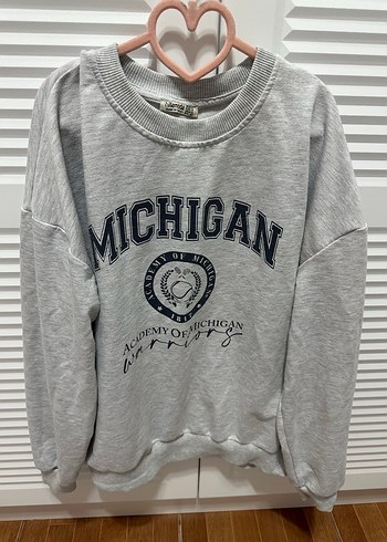Gri Michigan Baskılı Örme Kadın Sweatshirt - Görsel 3