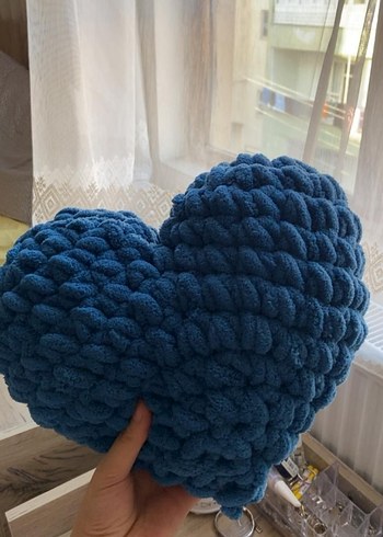 Mavi Renkli Kalpli yastık - Görsel 2