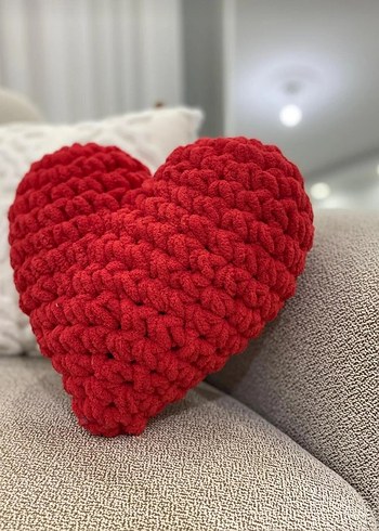 Kırmızı Kalpli yastık - Görsel 2