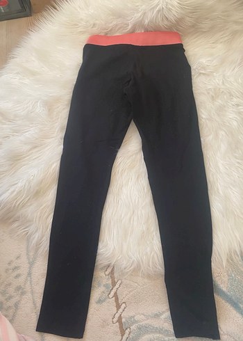 Siyah Baskılı Kadın Spor Tayt - Görsel 2