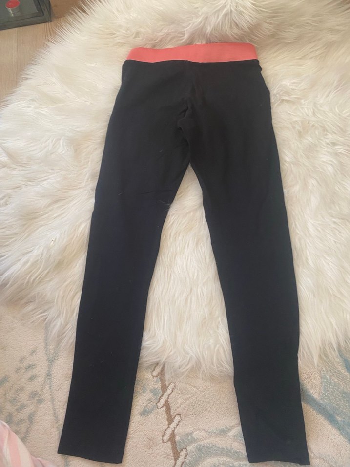 Siyah Baskılı Kadın Spor Tayt - Görsel 2