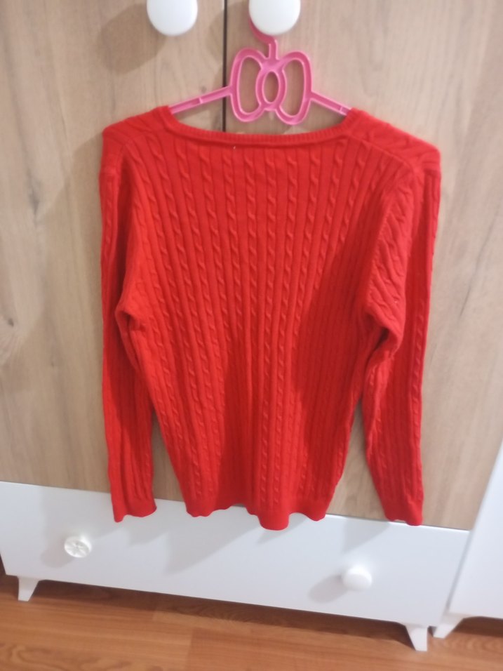 Kırmızı V Yaka Örgü Kadın Kazak - Görsel 2