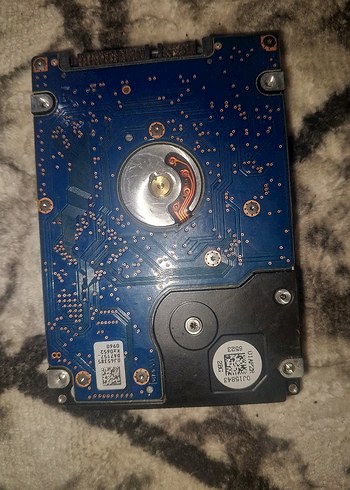 HGST 1TB 7200RPM SATA Sabit Disk - Görsel 2