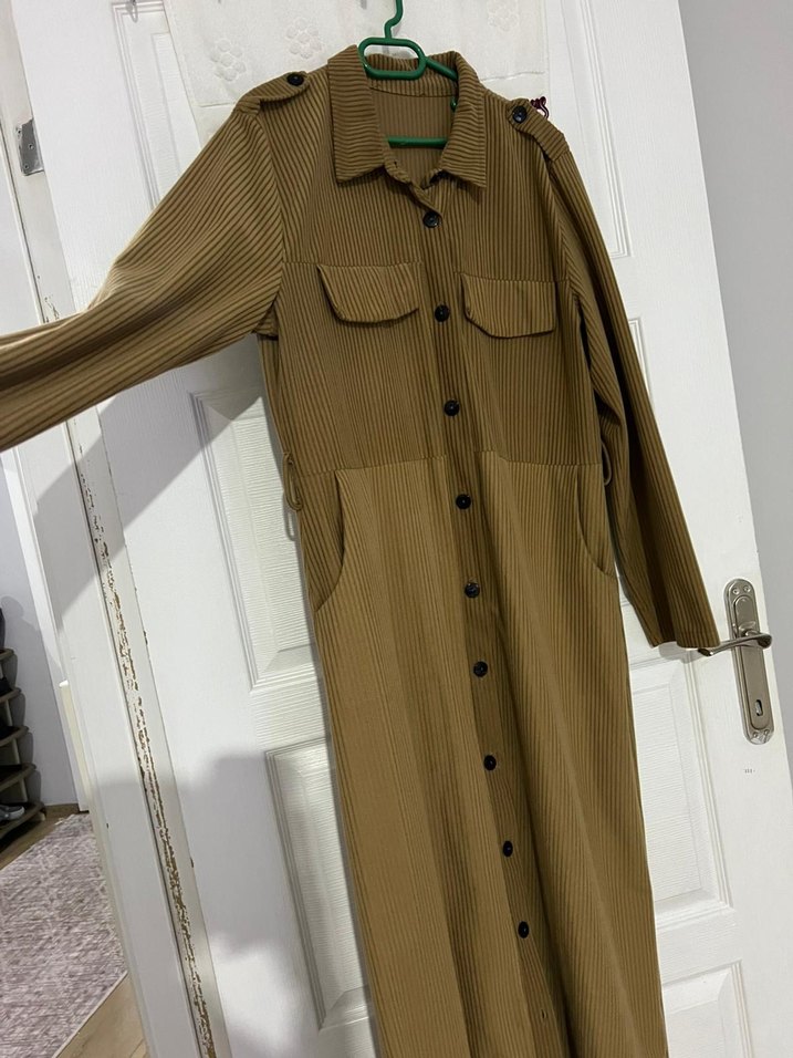 Düğmeli Bej Uzun Keten Elbise - Görsel 2