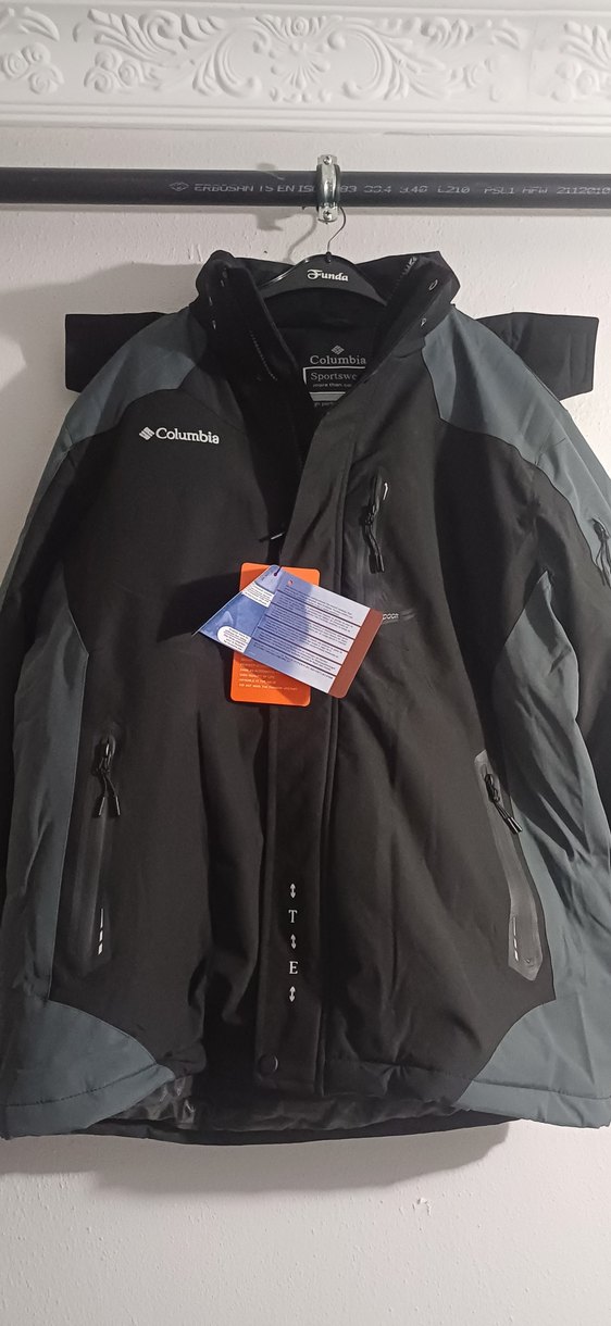 Columbia Siyah Erkek Spor Mont 3xl kalip dar - Görsel 2