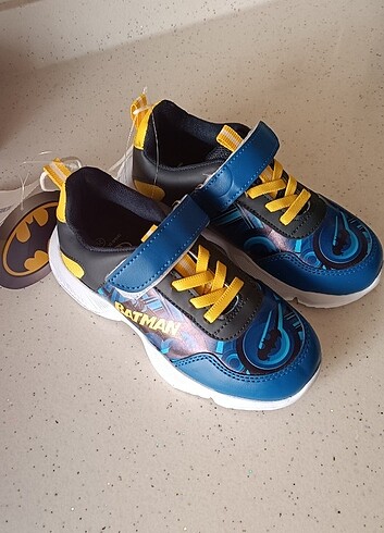 Batman spor ayakkabı 