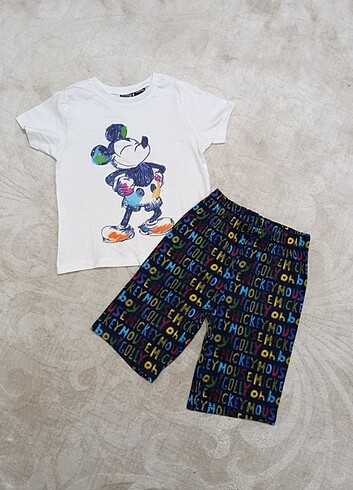 Mickey mouse şortlu takım 