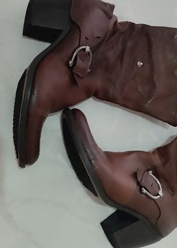 Kahverengi Deri Tokalı Kadın Bot - Görsel 2