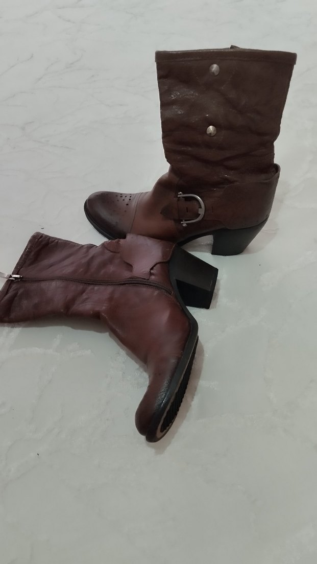 Kahverengi Deri Tokalı Kadın Bot - Görsel 3