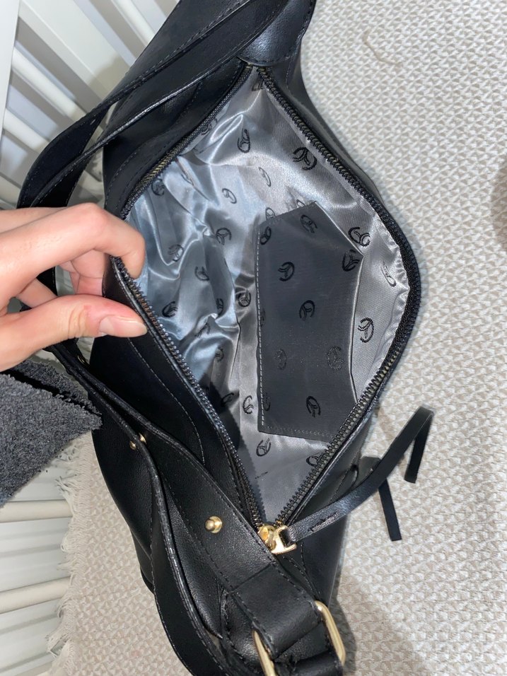 Klasik Siyah Deri Kadın Çanta - Görsel 4