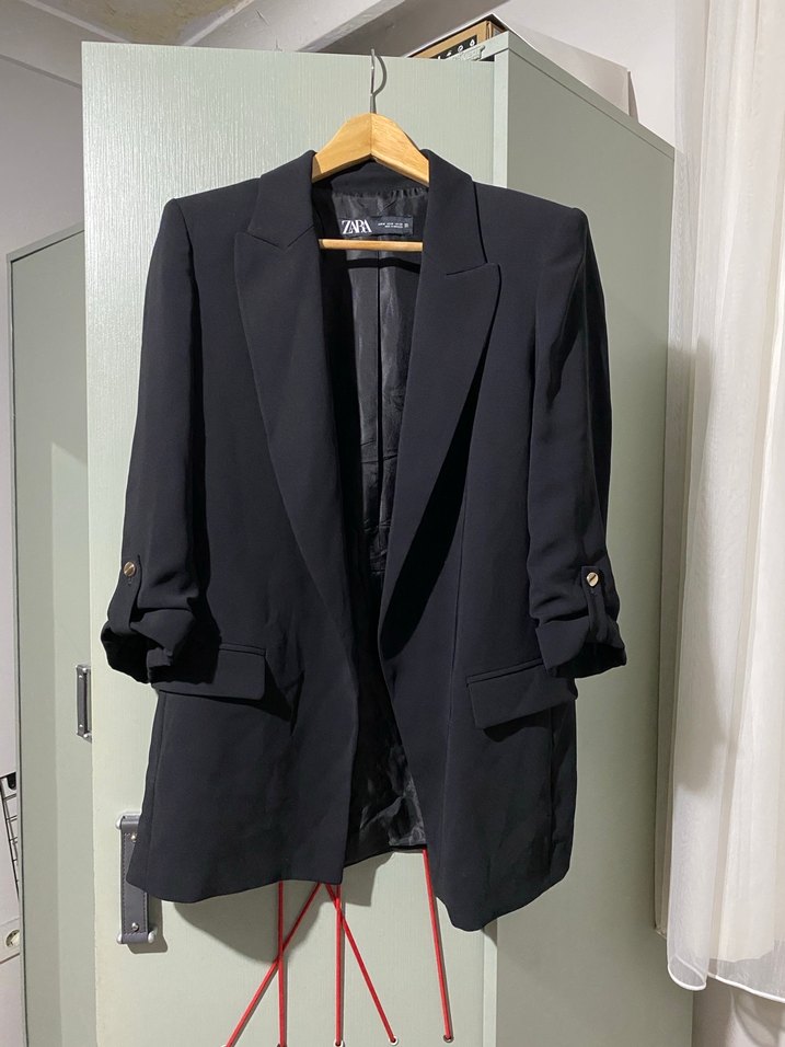 Siyah Kadın Uzun Kesim Düğmeli Blazer - Görsel 2