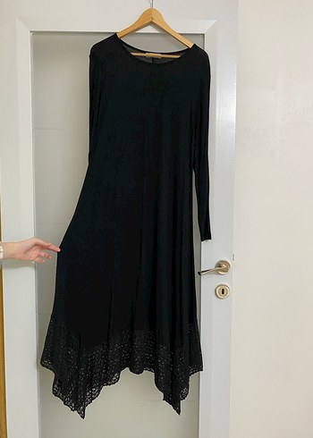 Drapeli Siyah Rahat Kesim Bluz - Görsel 4