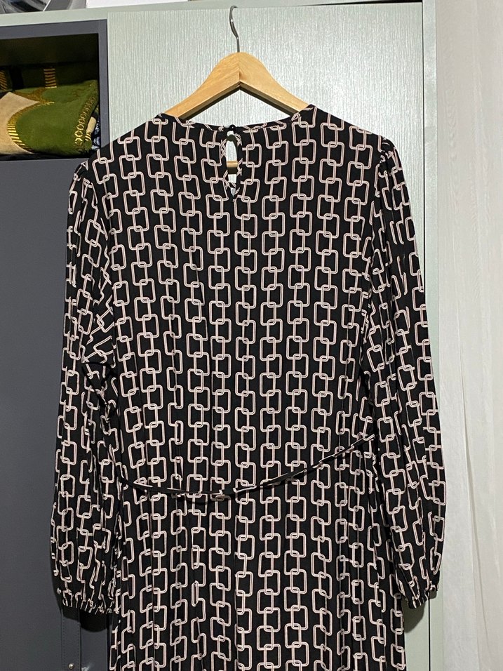 Belden bağlama detaylı uzun kadın elbise - Görsel 2