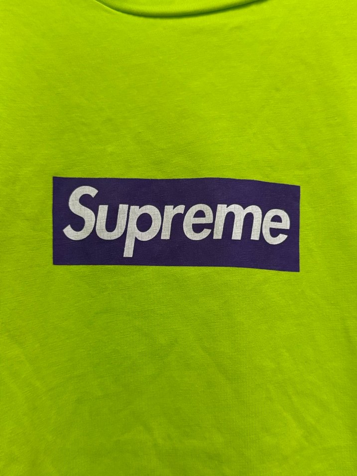 Kız Çocuk Yeşil Supreme Baskılı Tişört - Görsel 2