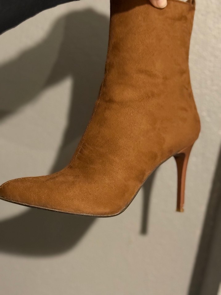 NineWest Taba Süet Stiletto Topuklu Bot - Görsel 3