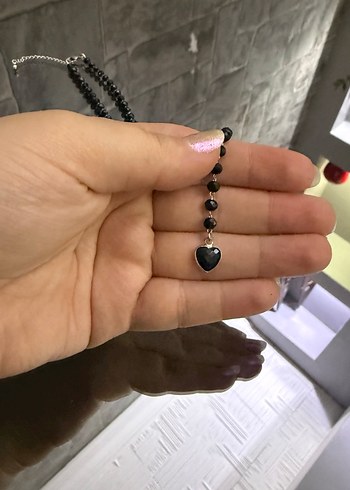 Uzun Siyah Boncuklu Yılan Desenli Gotik Kolye - Görsel 3