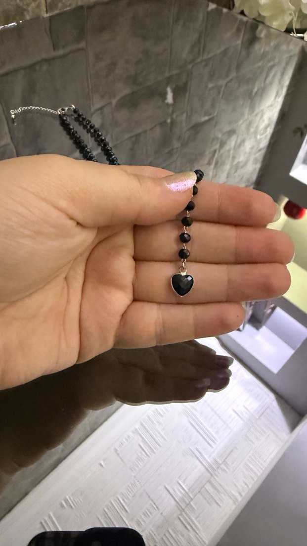 Uzun Siyah Boncuklu Yılan Desenli Gotik Kolye - Görsel 3