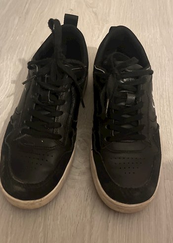 Siyah Bağcıklı Kadın Spor Ayakkabı - Görsel 3