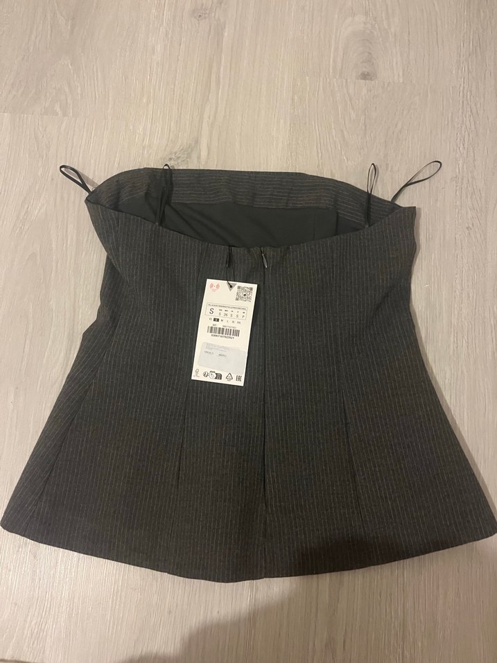 Gri Pilili Straplez Kadın Üst - Görsel 4