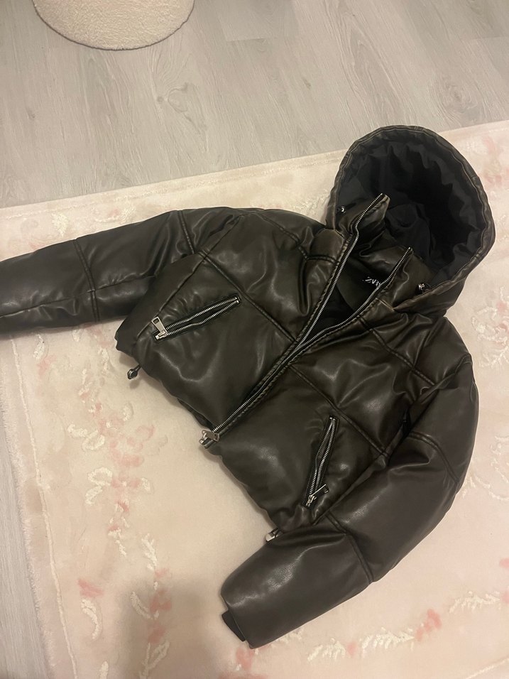 Kadın Siyah Deri Kürklü Kapüşonlu Ceket - Görsel 2