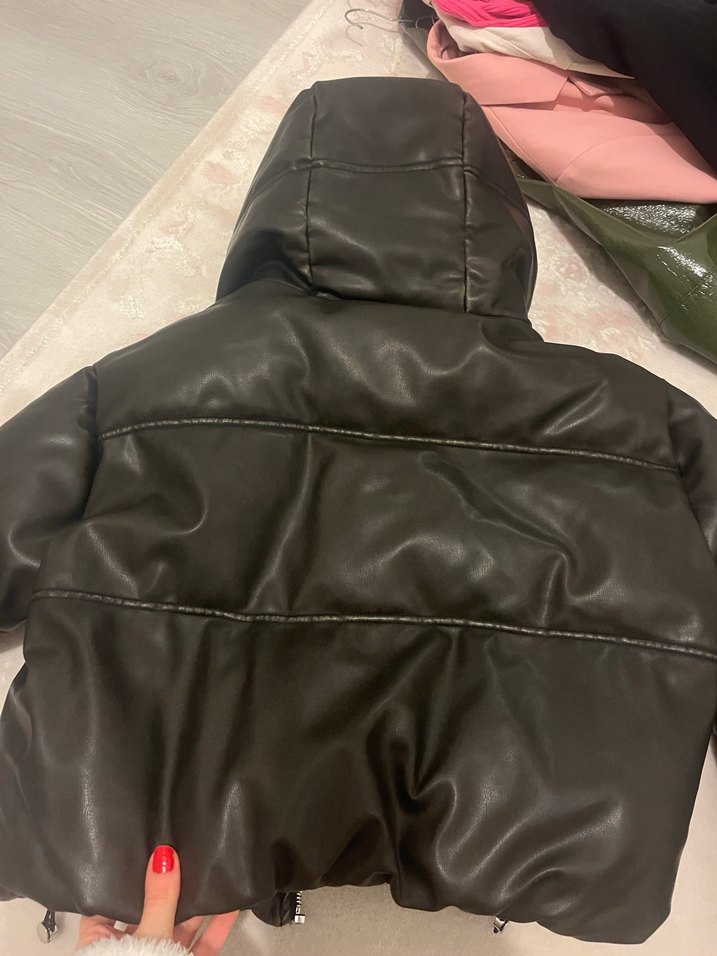 Kadın Siyah Deri Kürklü Kapüşonlu Ceket - Görsel 5