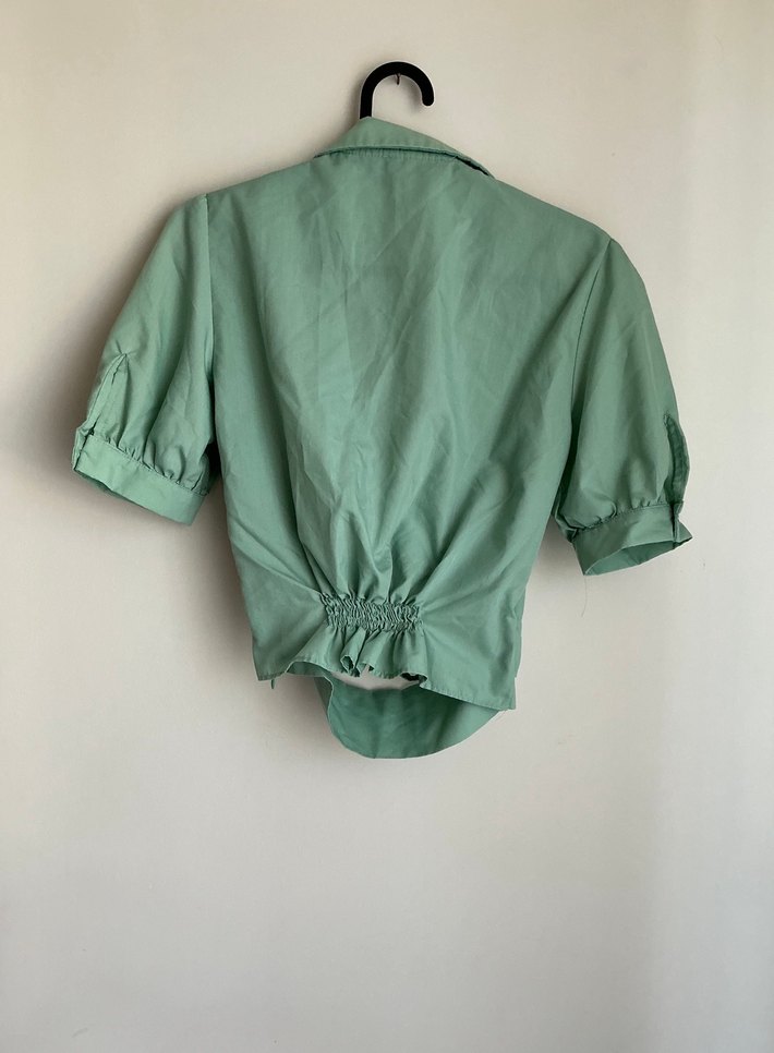 Kurdeleli Yeşil Kısa Kadın Gömlek - Görsel 2